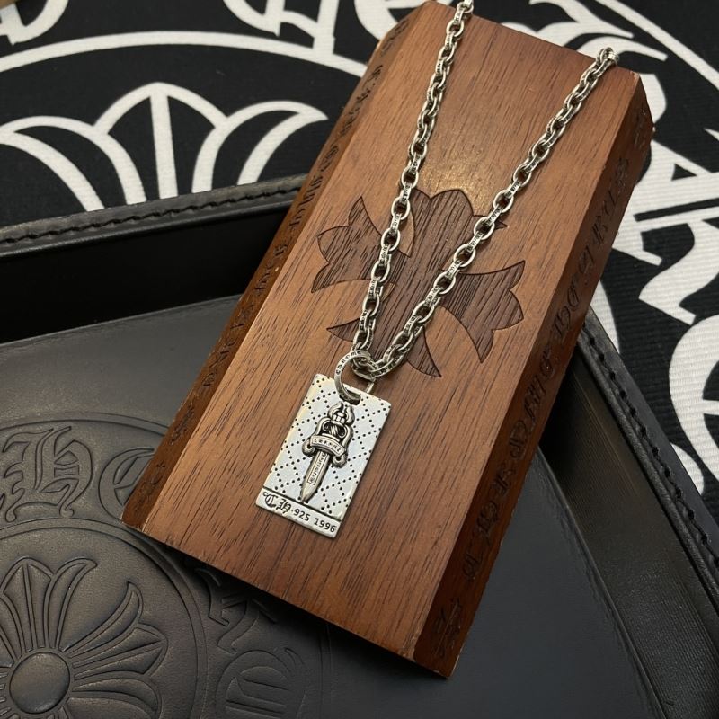 Ch*0me He**ts necklaces